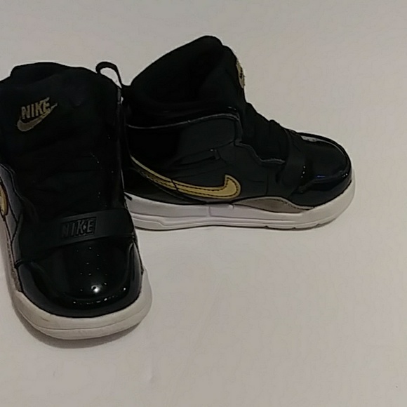 Jordans Sz 5C dated(08/01/18)(11/03/18) - Picture 2 of 6